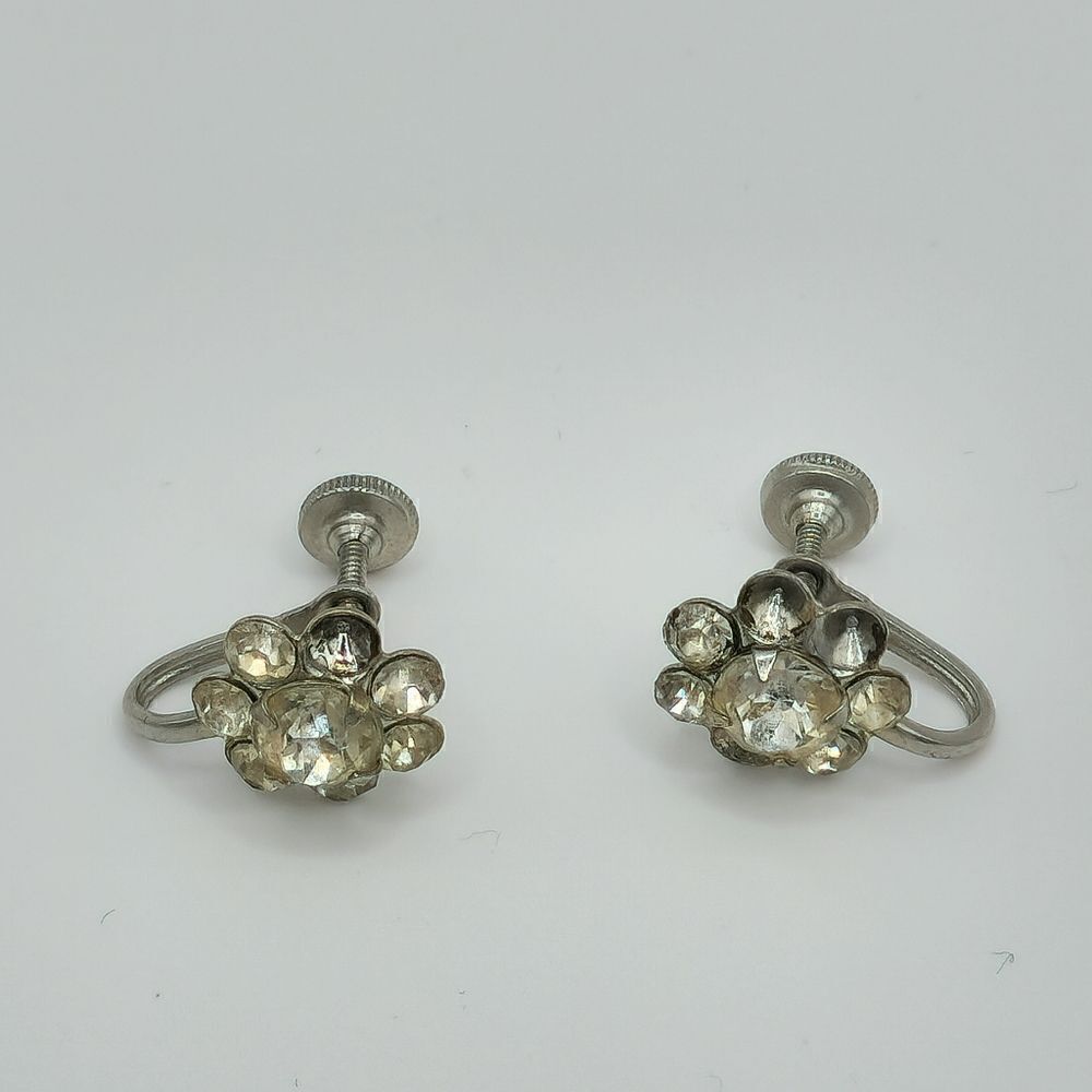 5/$25 Vintage silver crystal flower screwback earrings - Picture 4 of 11
